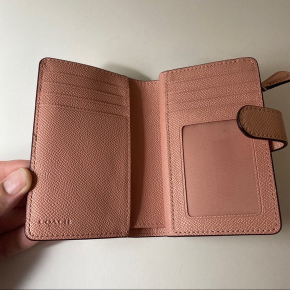 Coach Medium Corner Zip Wallet - Picture 5 of 9